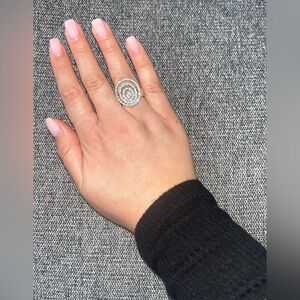 Elegant Silver Spiral Ring